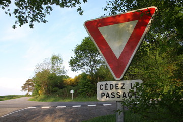 Cédez le passage