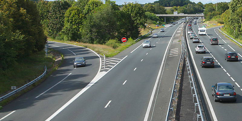 Voie d'insertion d'autoroute